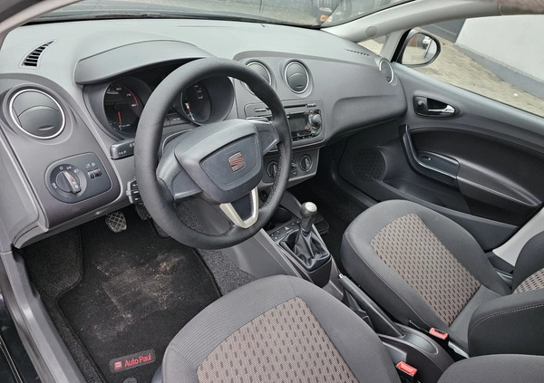 Seat Ibiza cena 17300 przebieg: 175000, rok produkcji 2008 z Wałbrzych małe 46